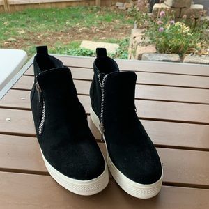 Size 9 Steve Madden Wedge Sneakers